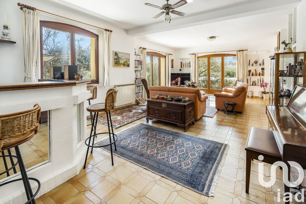 � vendre  Maison Saint-Maximin-la-Sainte-Baume (83470)