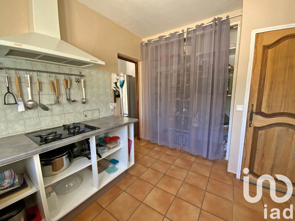 � vendre  Maison Pourri�res (83910)