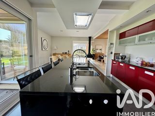  Villa � vendre 7 pi�ces 199 m�