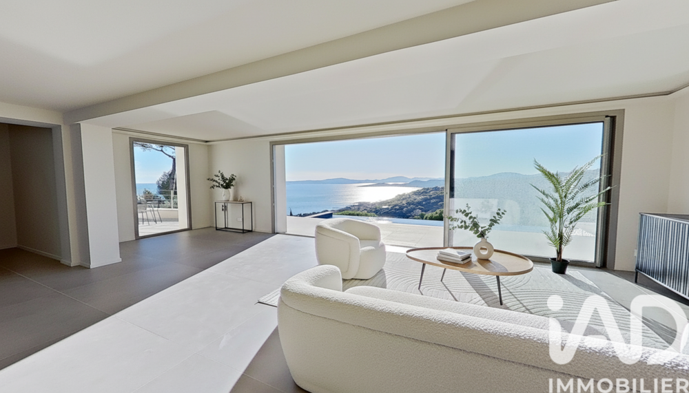 � vendre  Villa Les Issambres (83380)