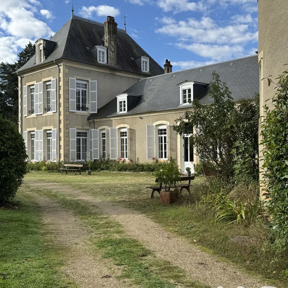 � vendre  Propri�t�/ch�teau Vornay (18130)