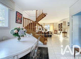  Appartement � vendre 5 pi�ces 131 m�