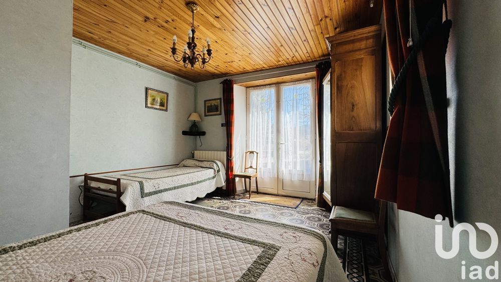 � vendre  Maison Formigu�res (66210)