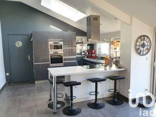  Maison � vendre 8 pi�ces 206 m�