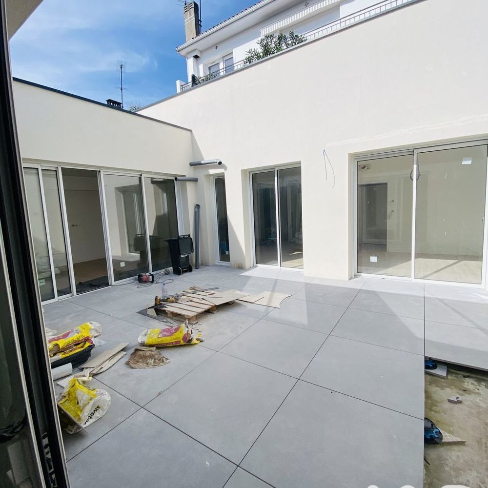 � vendre  Appartement Bordeaux (33000)