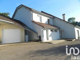  Maison � vendre 9 pi�ces 240 m�