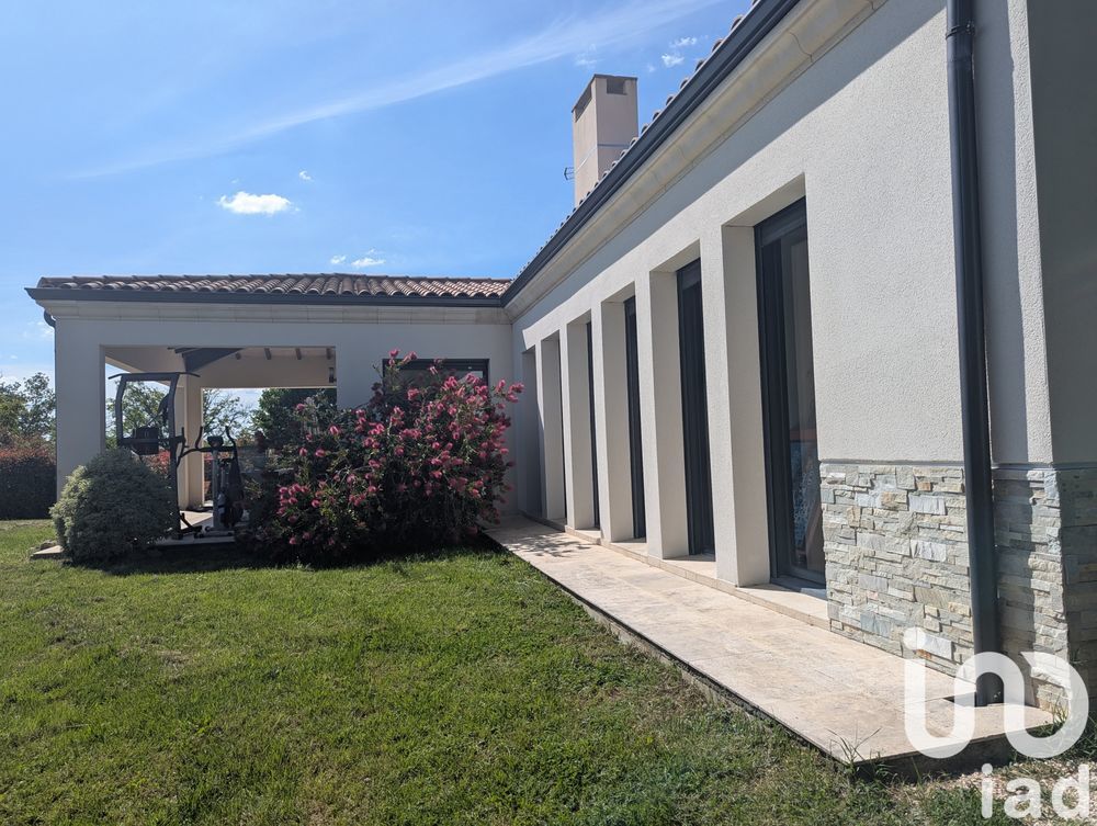 � vendre  Villa L'Isle-Jourdain (32600)