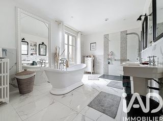  Maison � vendre 12 pi�ces 265 m�