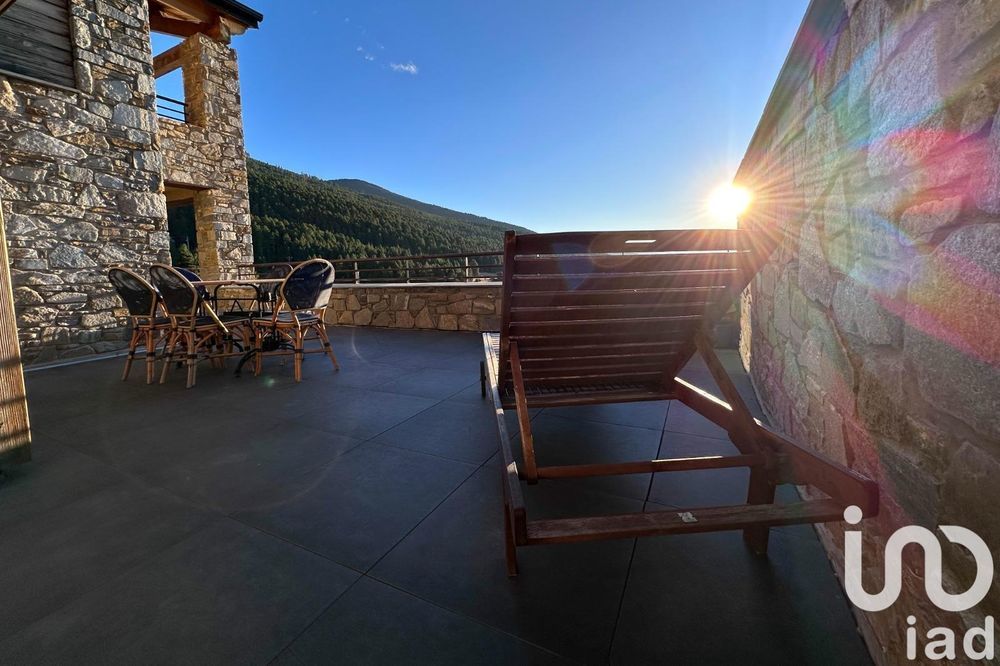 � vendre  Appartement Eyne (66800)