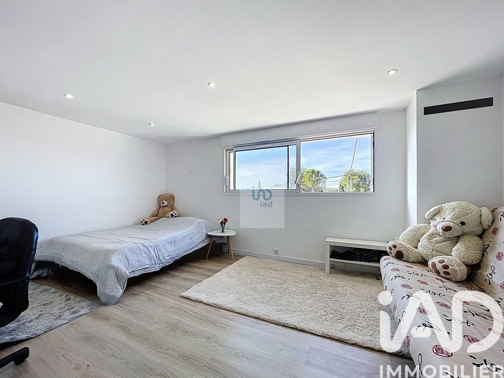 � vendre  Maison Rochefort-du-Gard (30650)