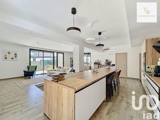  Maison � vendre 7 pi�ces 222 m�