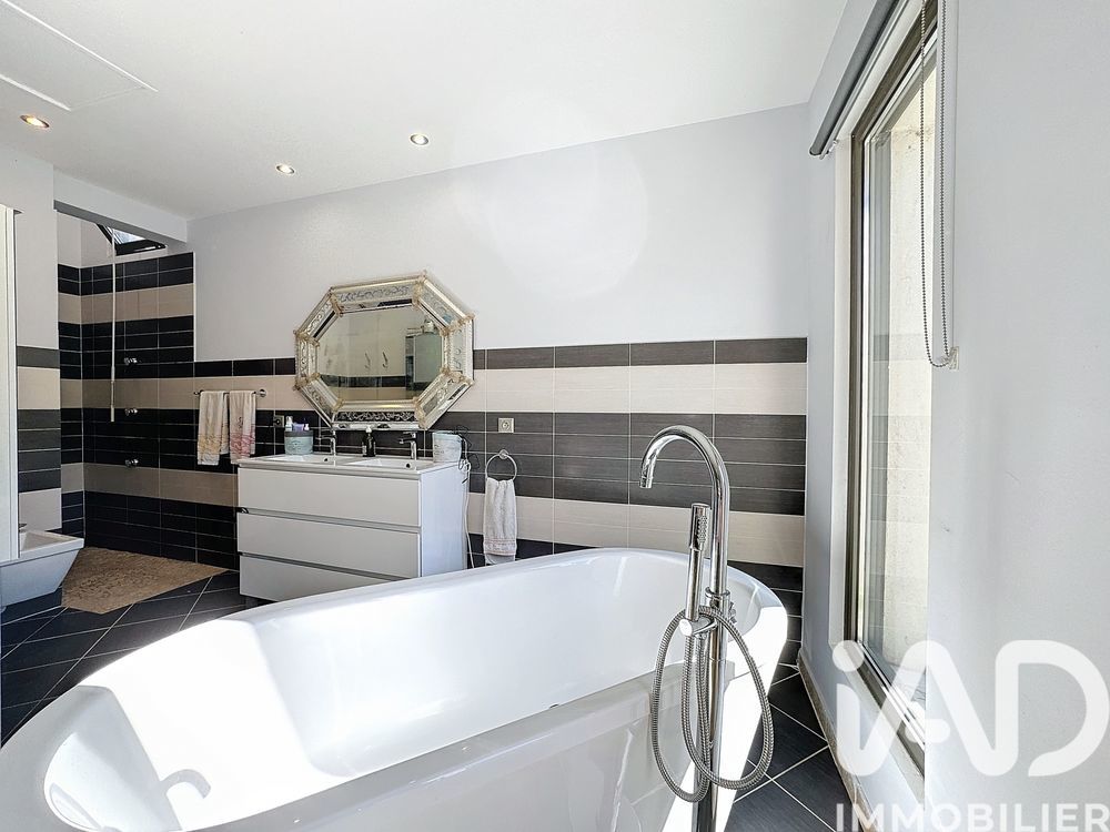 � vendre  Maison Grimaud (83310)