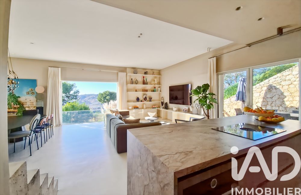 � vendre  Villa Nice (06200)
