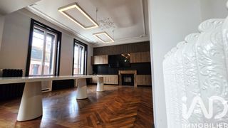  Villa � vendre 15 + pi�ces 269 m�