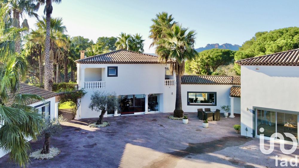 � vendre  Maison Roquebrune-sur-Argens (83520)