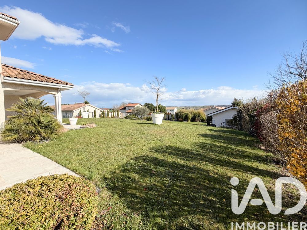 � vendre  Villa Bourgoin-Jallieu (38300)