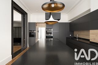  Appartement � vendre 8 pi�ces 304 m�