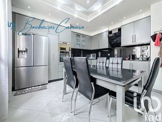  Maison � vendre 8 pi�ces 203 m�