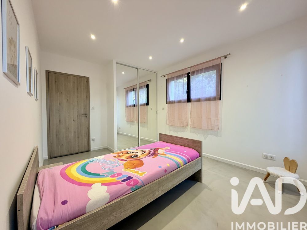 � vendre  Villa Solli�s-Toucas (83210)