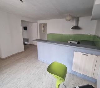  Appartement � vendre 3 pi�ces 77 m�