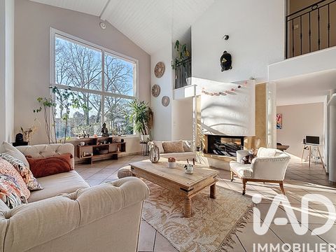   Vente Maison/villa 7 pi�ces Maison - 7 pi�ce(s) - 200 m�