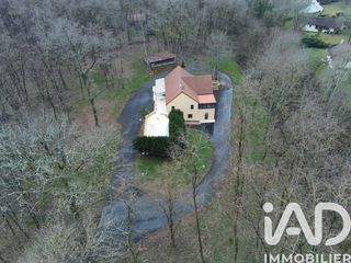  Maison � vendre 12 pi�ces 337 m�