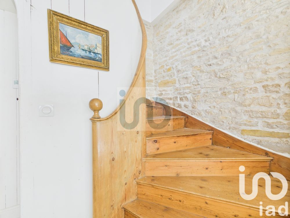 � vendre  Maison Saint-Martin-de-R� (17410)