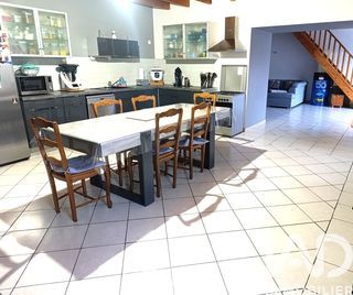  Maison � vendre 10 pi�ces 205 m�