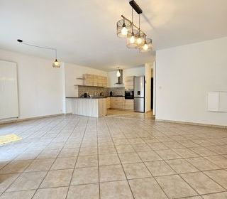  Appartement � vendre 5 pi�ces 95 m�