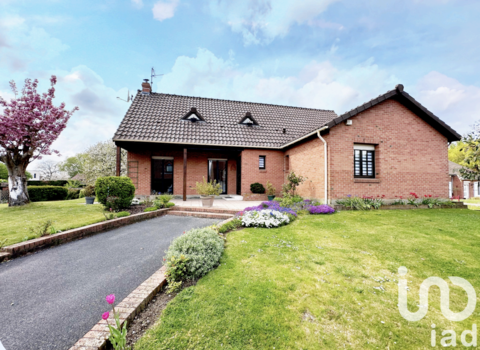   Location Maison/villa 8 pi�ces Maison - 8 pi�ce(s) - 150 m�