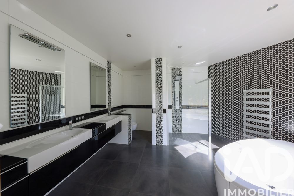 � vendre  Maison Sautron (44880)