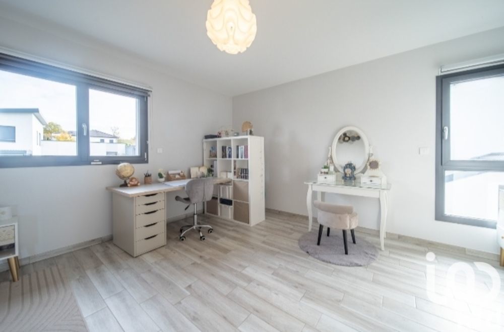 � vendre  Villa Thionville (57100)