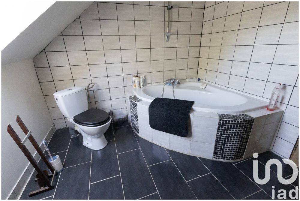 � vendre  Maison Duvy (60800)