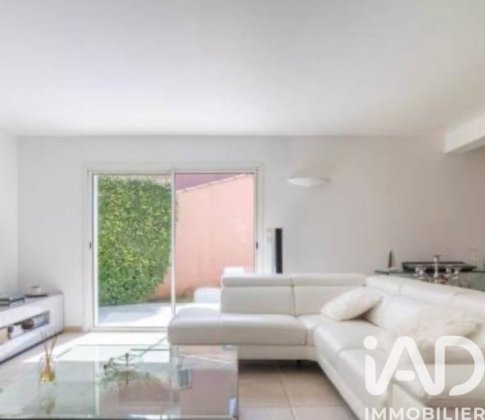 � vendre  Maison Saint-Cyr-sur-Mer (83270)