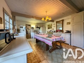  Maison � vendre 6 pi�ces 275 m�