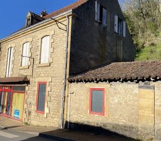  Maison � vendre 3 pi�ces 300 m�