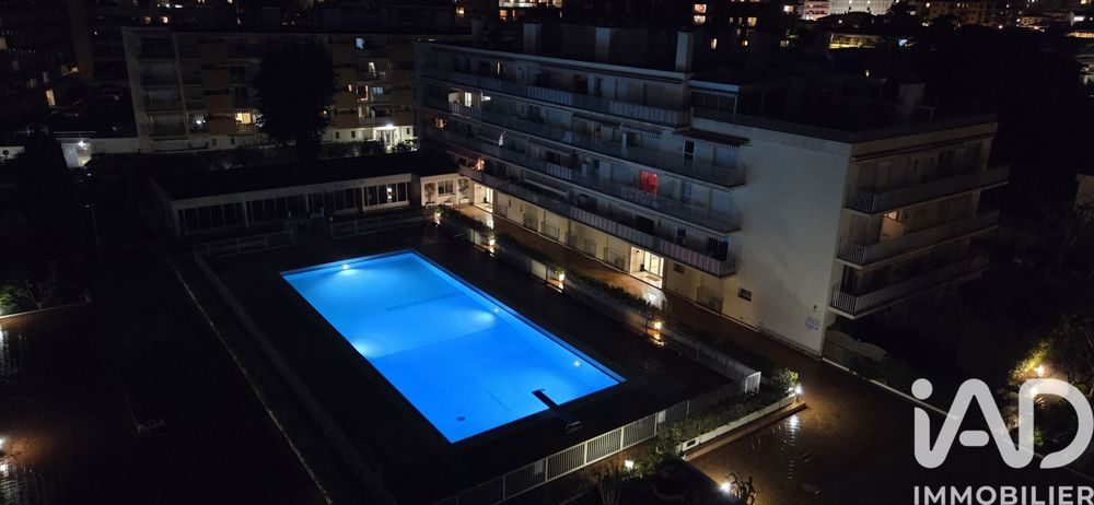 � vendre  Appartement Roquebrune-Cap-Martin (06190)