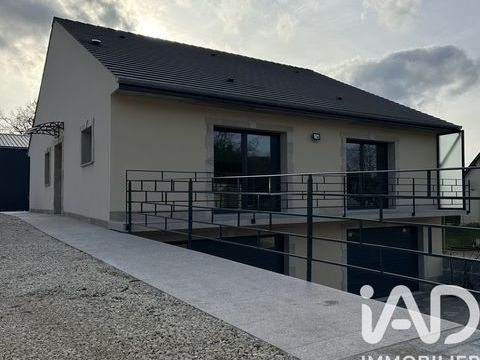   Vente Maison traditionnelle 8 pi�ces Maison - 8 pi�ce(s) - 200 m�