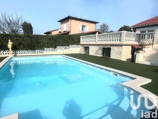  Maison � vendre 9 pi�ces 200 m�