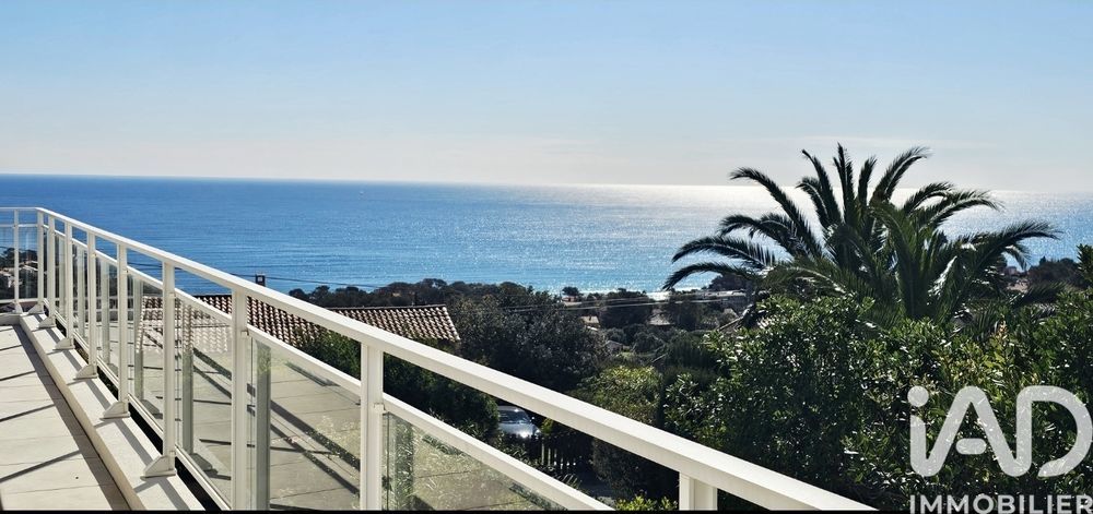 � vendre  Appartement Les Issambres (83380)