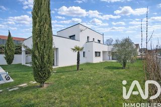  Villa � vendre 10 pi�ces 300 m�