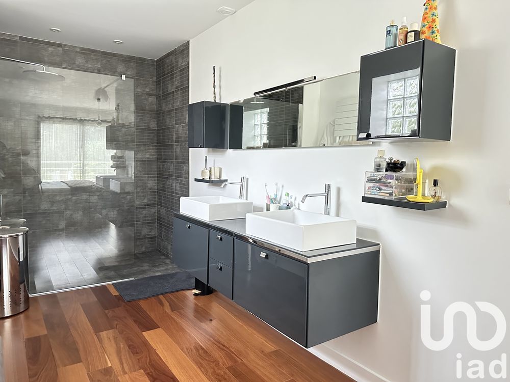 � vendre  Villa Sainte-Genevi�ve-des-Bois (91700)