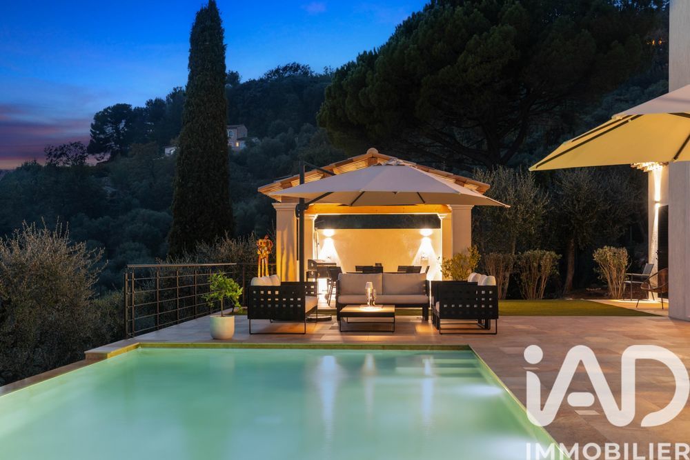 � vendre  Villa Sp�rac�des (06530)