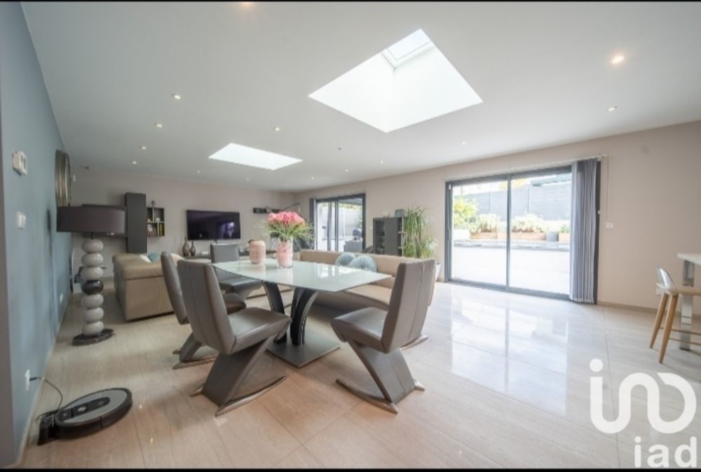 � vendre  Villa Thionville (57100)