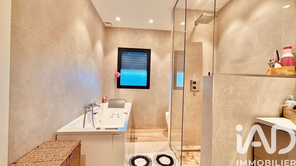 � vendre  Villa Auribeau-sur-Siagne (06810)