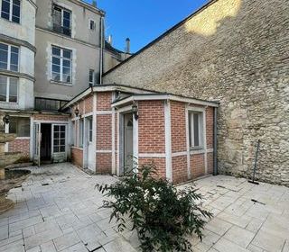  Immeuble � vendre 470 m�