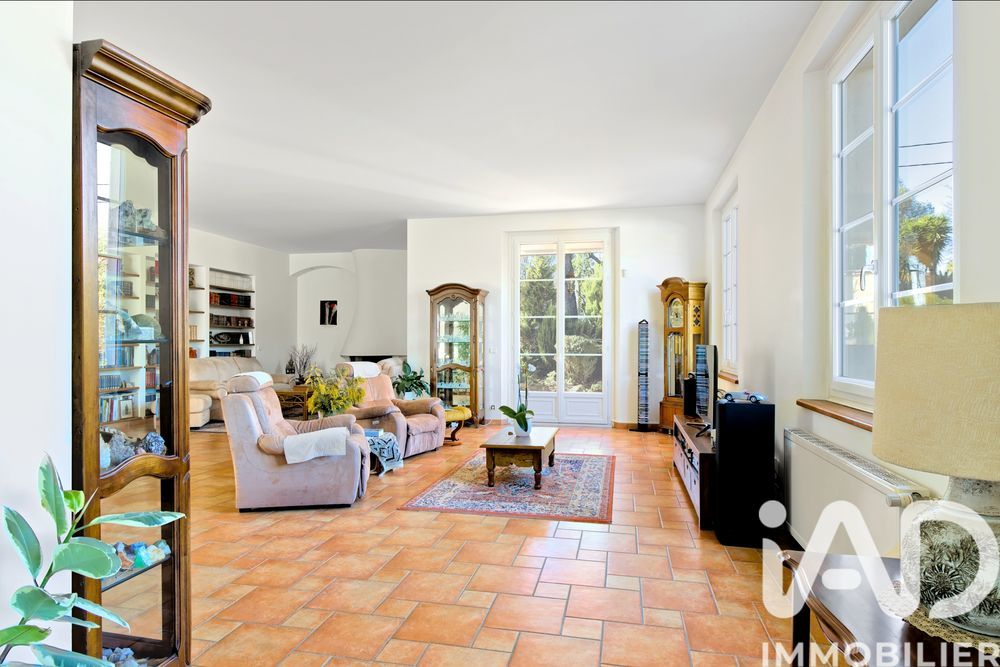 � vendre  Maison Roquefort-les-Pins (06330)