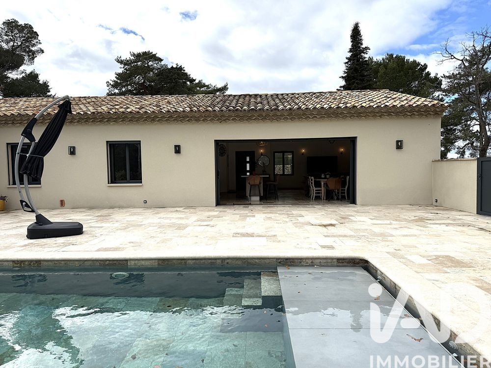 � vendre  Maison Faucon (84110)