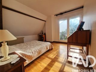  Maison � vendre 8 pi�ces 234 m�