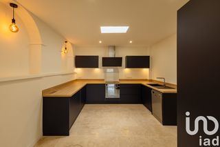  Immeuble � vendre 310 m�